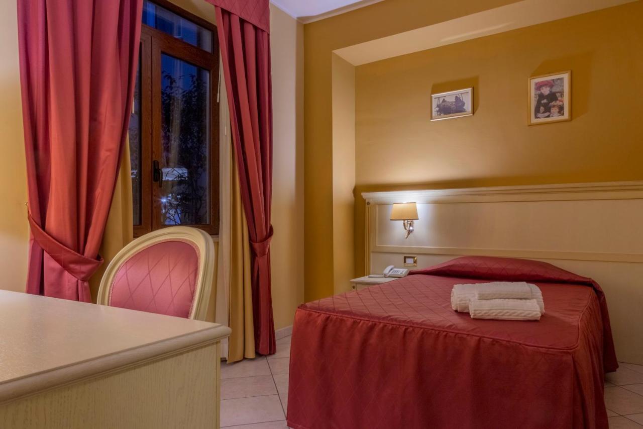 Hotel San Michele Милаццо Экстерьер фото