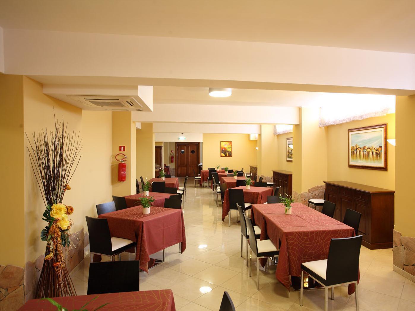 Hotel San Michele Милаццо Экстерьер фото